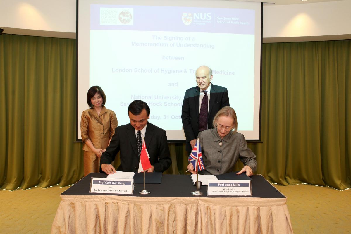 London School of Hygiene & Tropical Medicine and NUS Saw Swee Hock School of Public Health sign an MOU. From left: Dr Amy Khor, Prof Chia Kee Seng, Dr Vince Cable and Prof Anne Mills