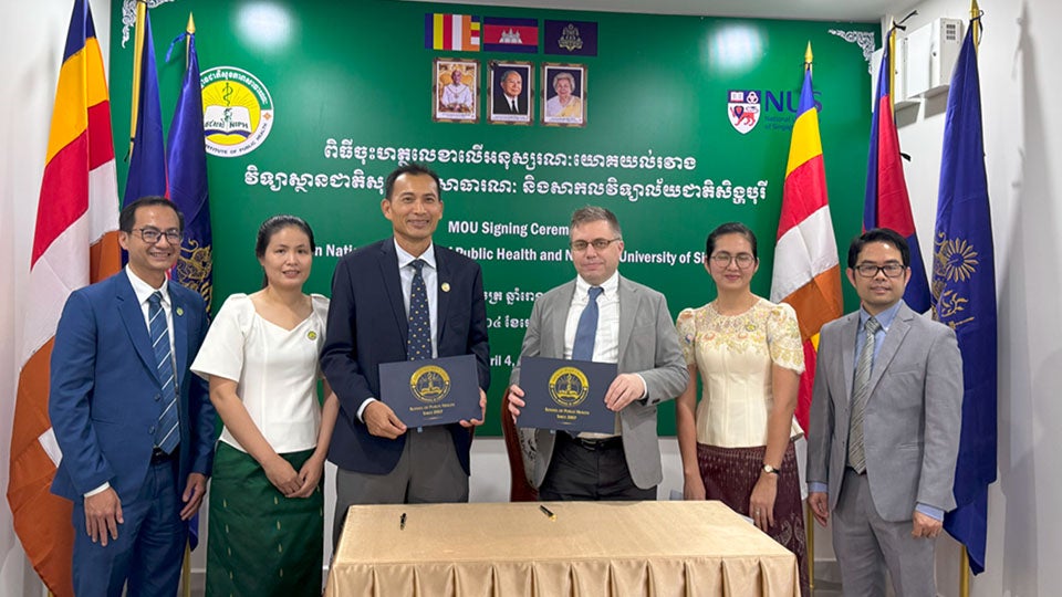 SSHSPH sign MoU Cambodia National Insitute of Public Health