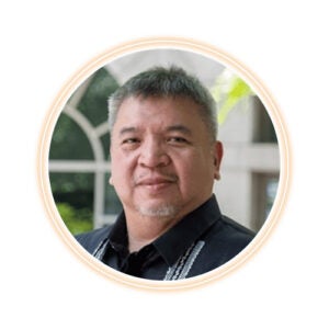 Dr Eduardo Banzon